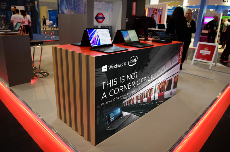 Lenovo-stand-futuredecoded