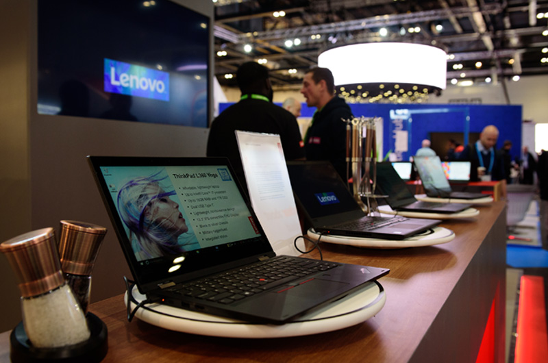 Lenovo-stand-futuredecoded